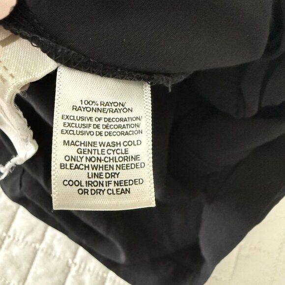 Ann Taylor Loft Petites Black Off-Shoulder Romper MP - Picture 4 of 9